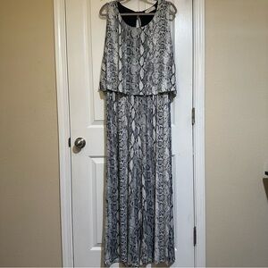 Chic Black and Gray Snake Print Jumpsuit